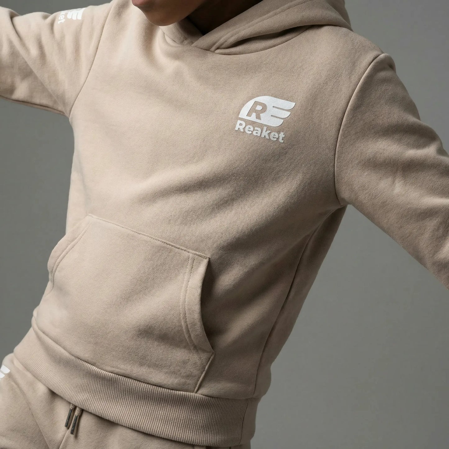 Ensemble Sweat Sinfra Enfant 2 Reaket, une marque de vêtements de sport
