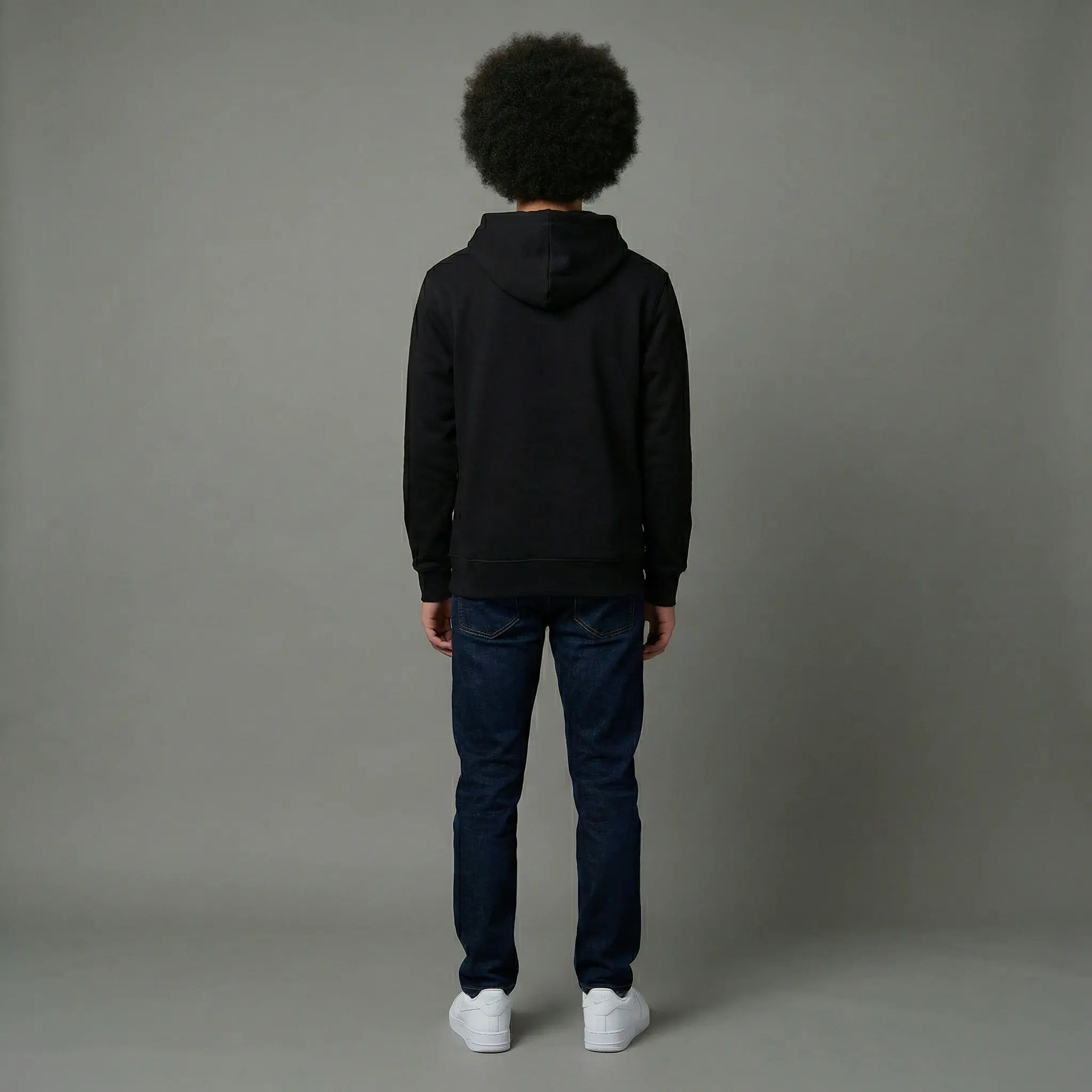 Sweat à capuche Tiassa 2 Reaket, une marque de vêtements de sport