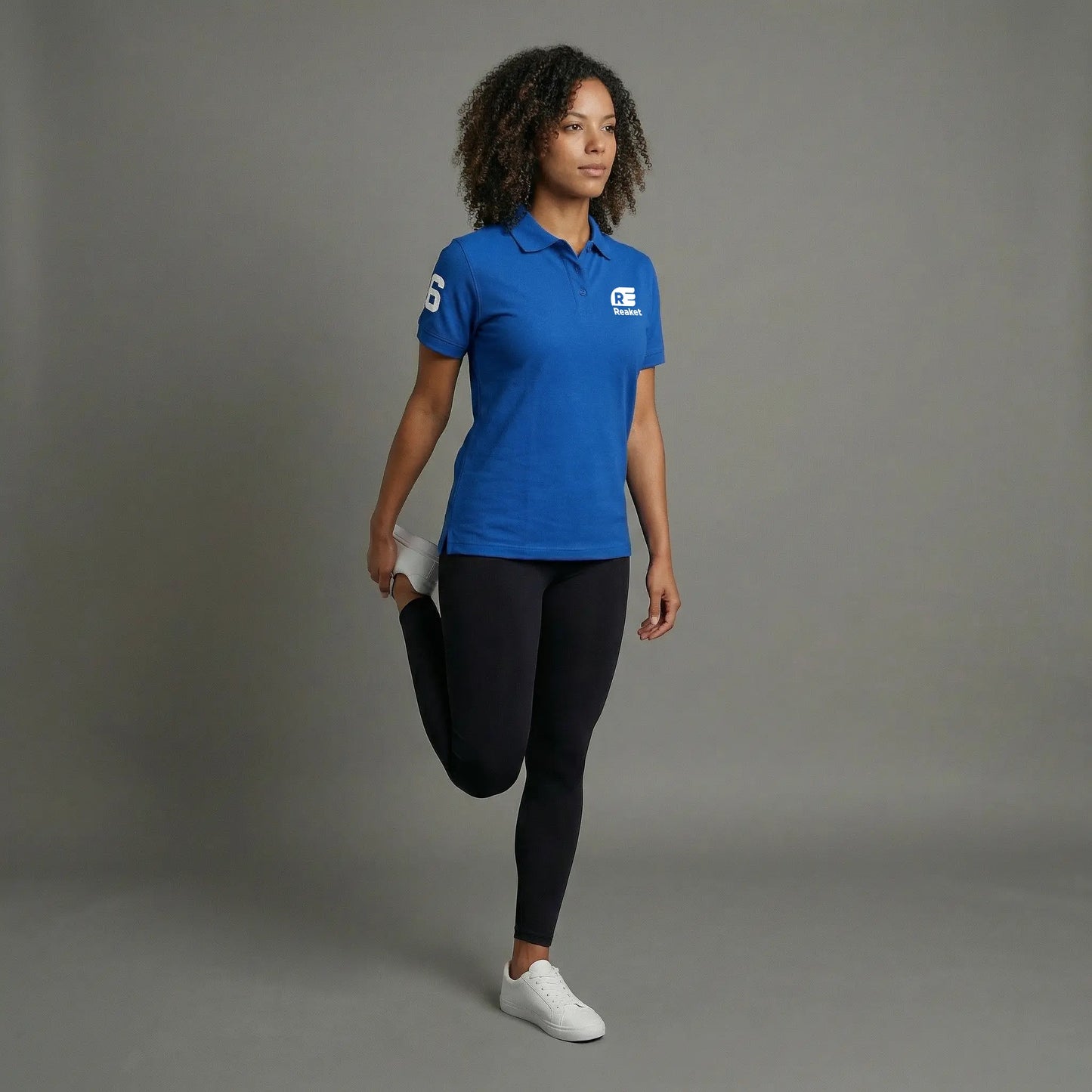 Polo Reaket Taï Unisexe Reaket, une marque de vêtements de sport