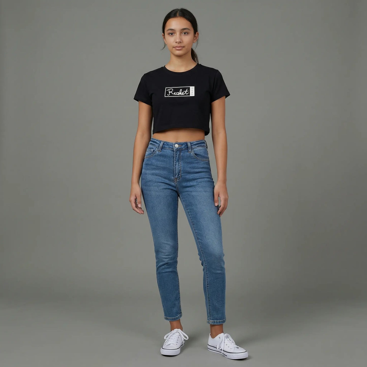 Top court Nassian Reaket, une marque de vêtements de sport