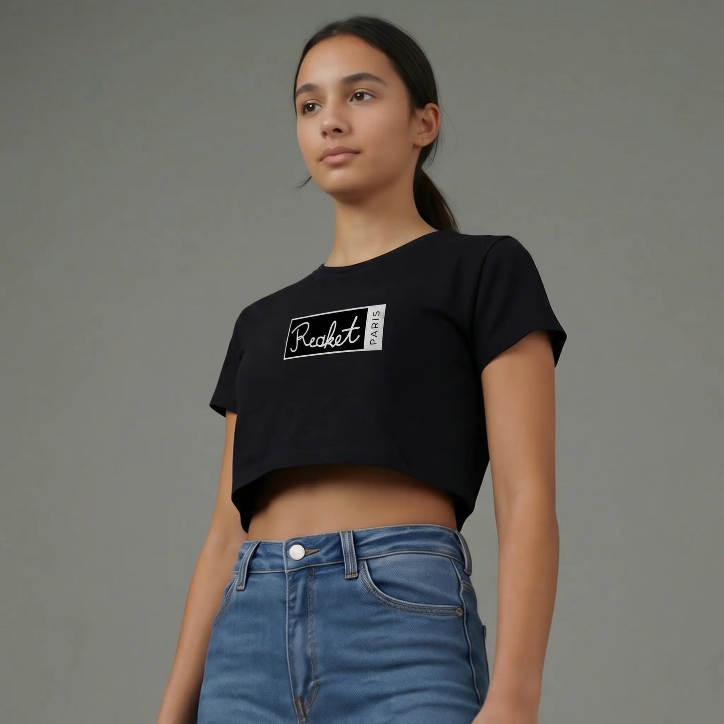 Top court Nassian Reaket, une marque de vêtements de sport