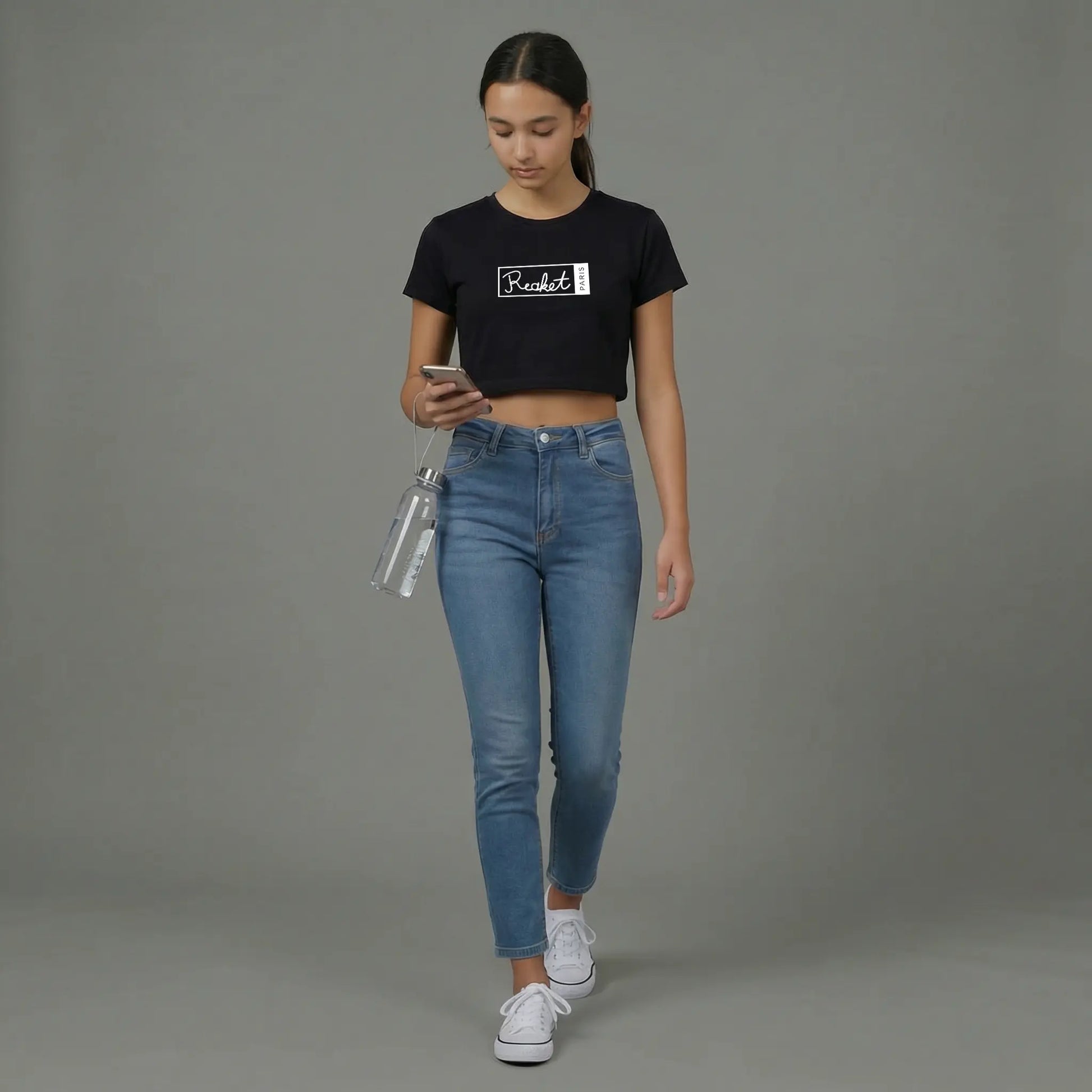 Top court Nassian Reaket, une marque de vêtements de sport