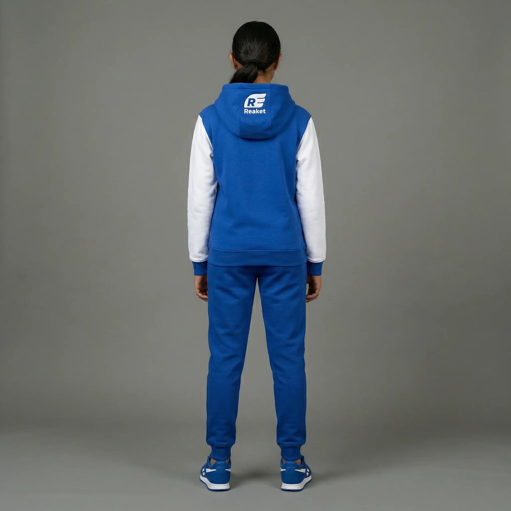 Ensemble Sweat Alépé Reaket, une marque de vêtements de sport