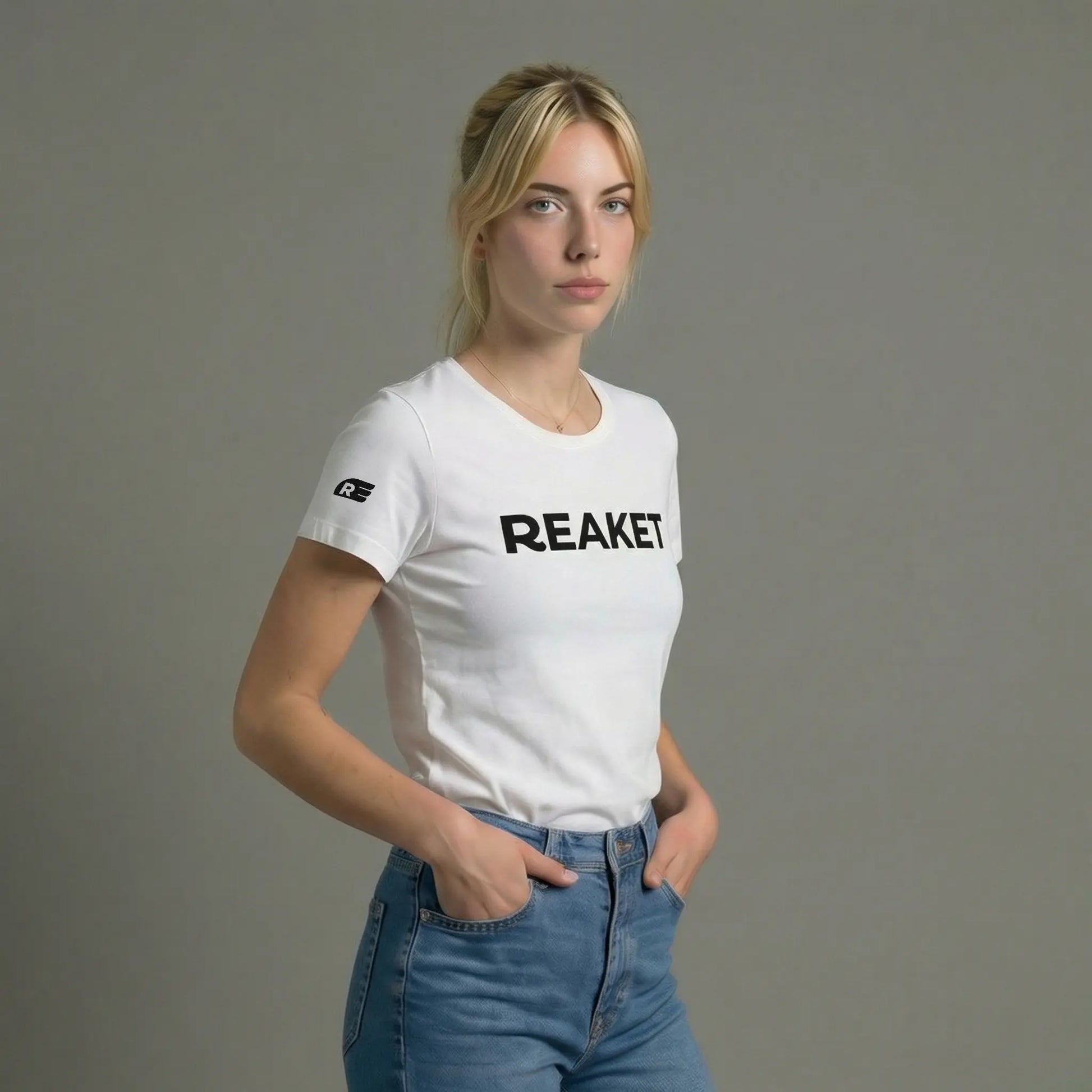 T-shirt Issia 2 Reaket, une marque de vêtements de sport