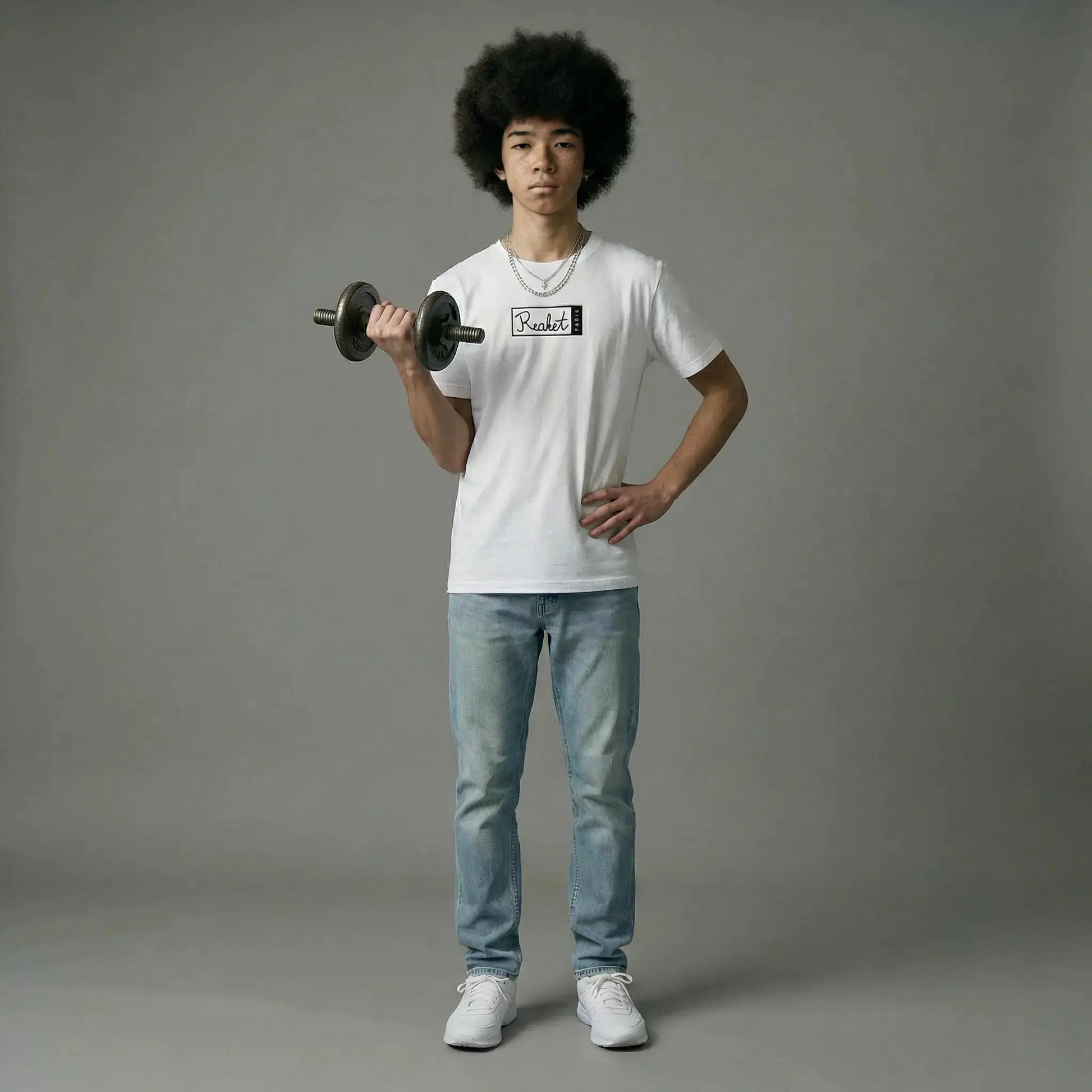 T-shirt Yam2 Reaket, une marque de vêtements de sport