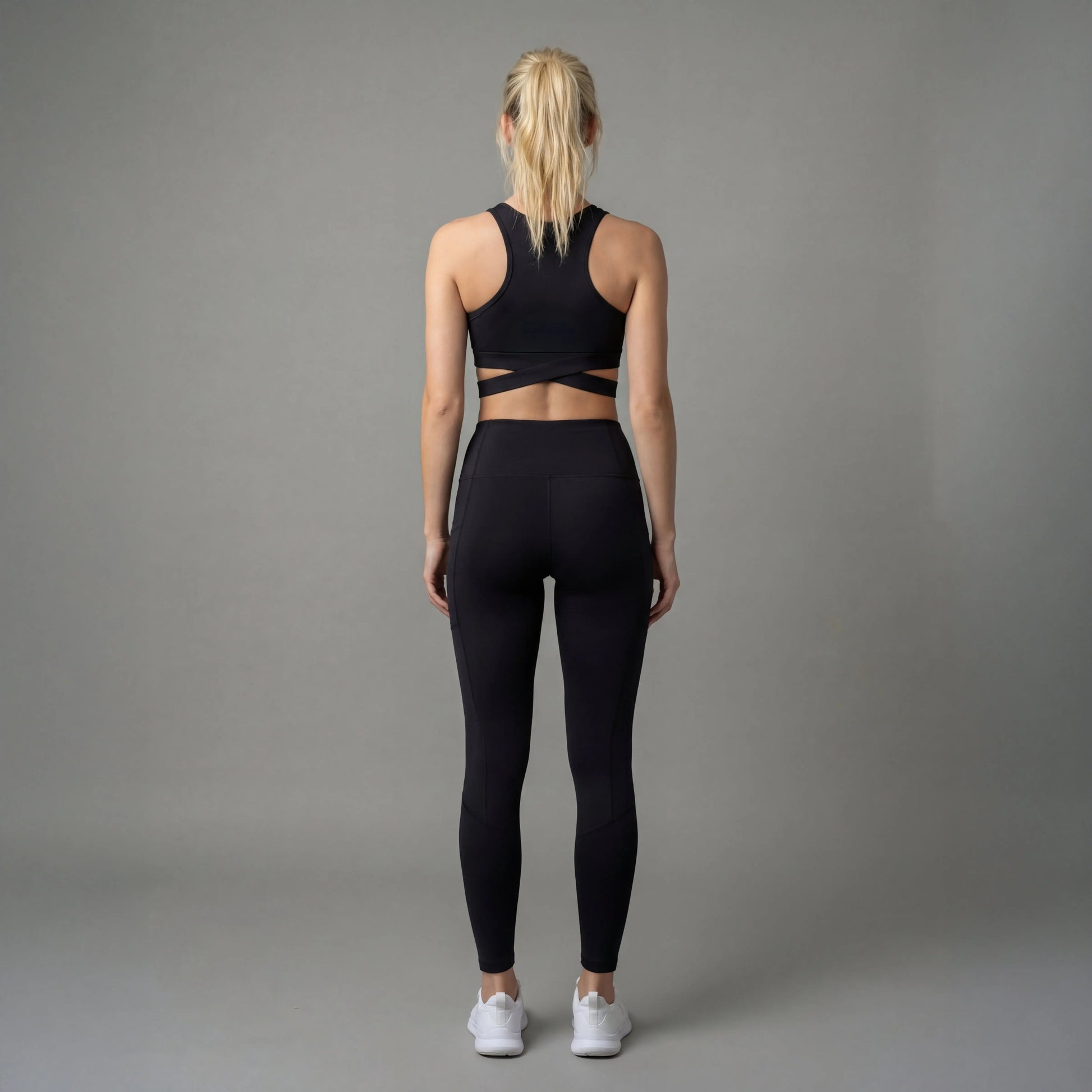Brassière de sport Sassandra 2 Reaket, une marque de vêtements de sport