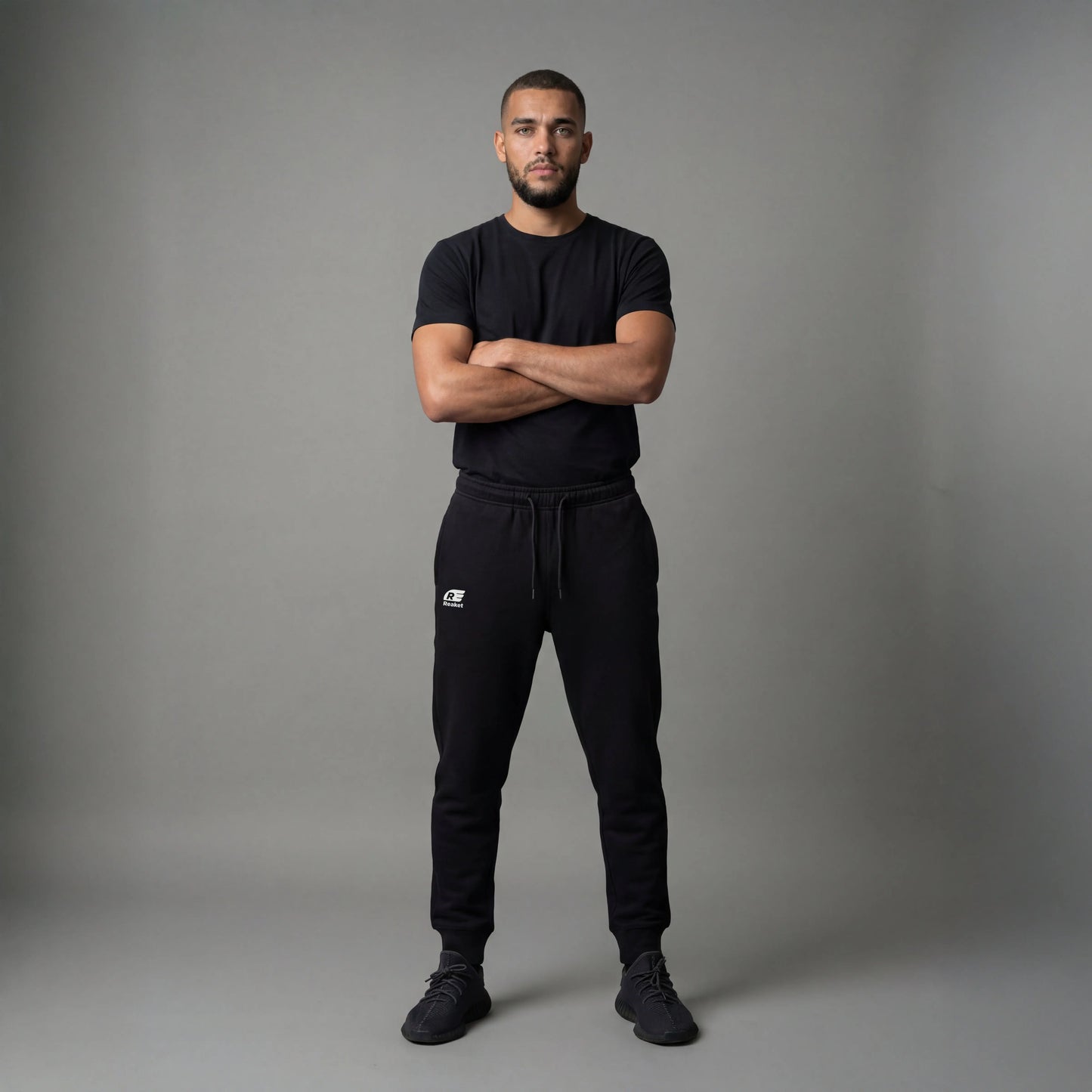 Pantalon sport Daloa unisexe Reaket, une marque de vêtements de sport