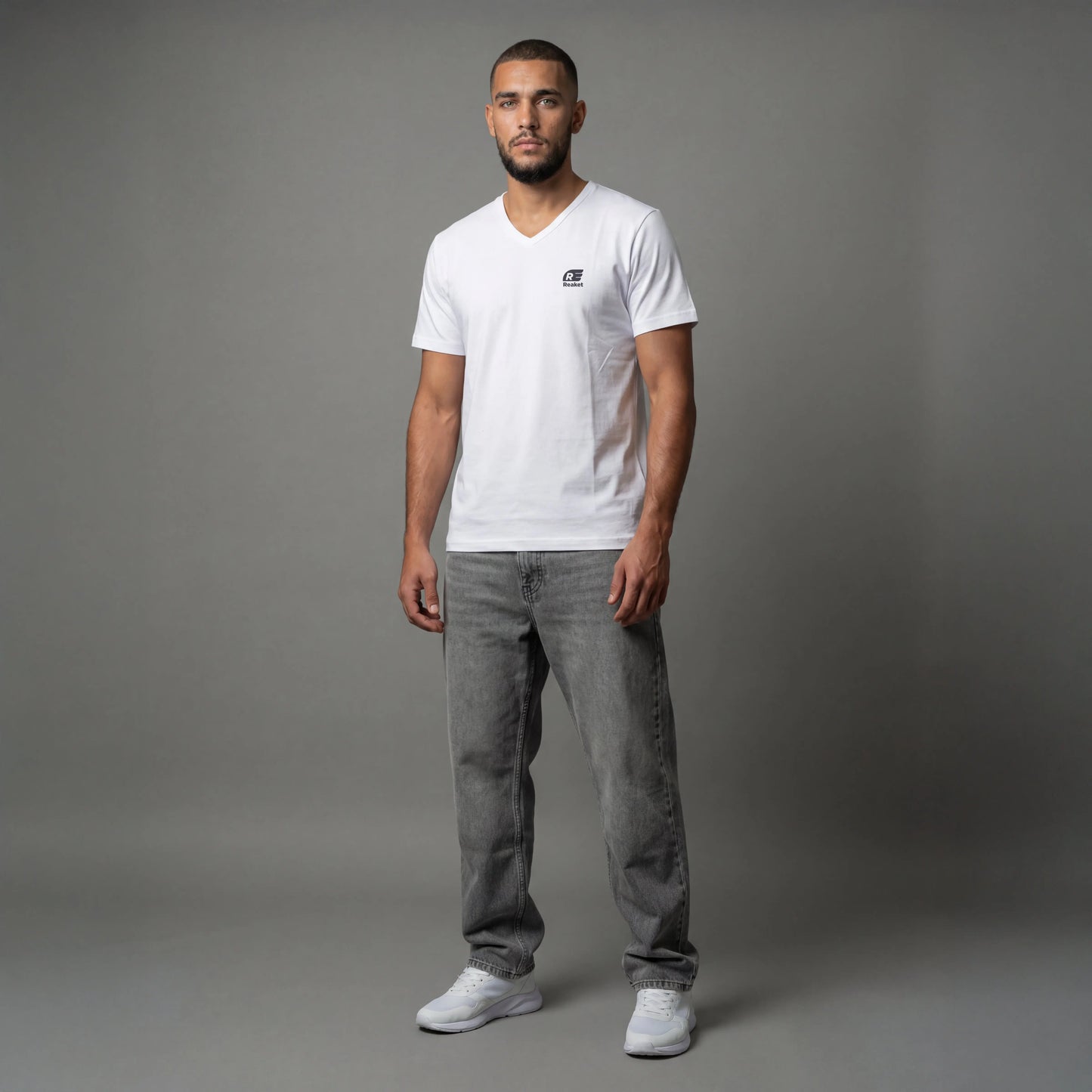 T-shirt V Korhogo Reaket, une marque de vêtements de sport