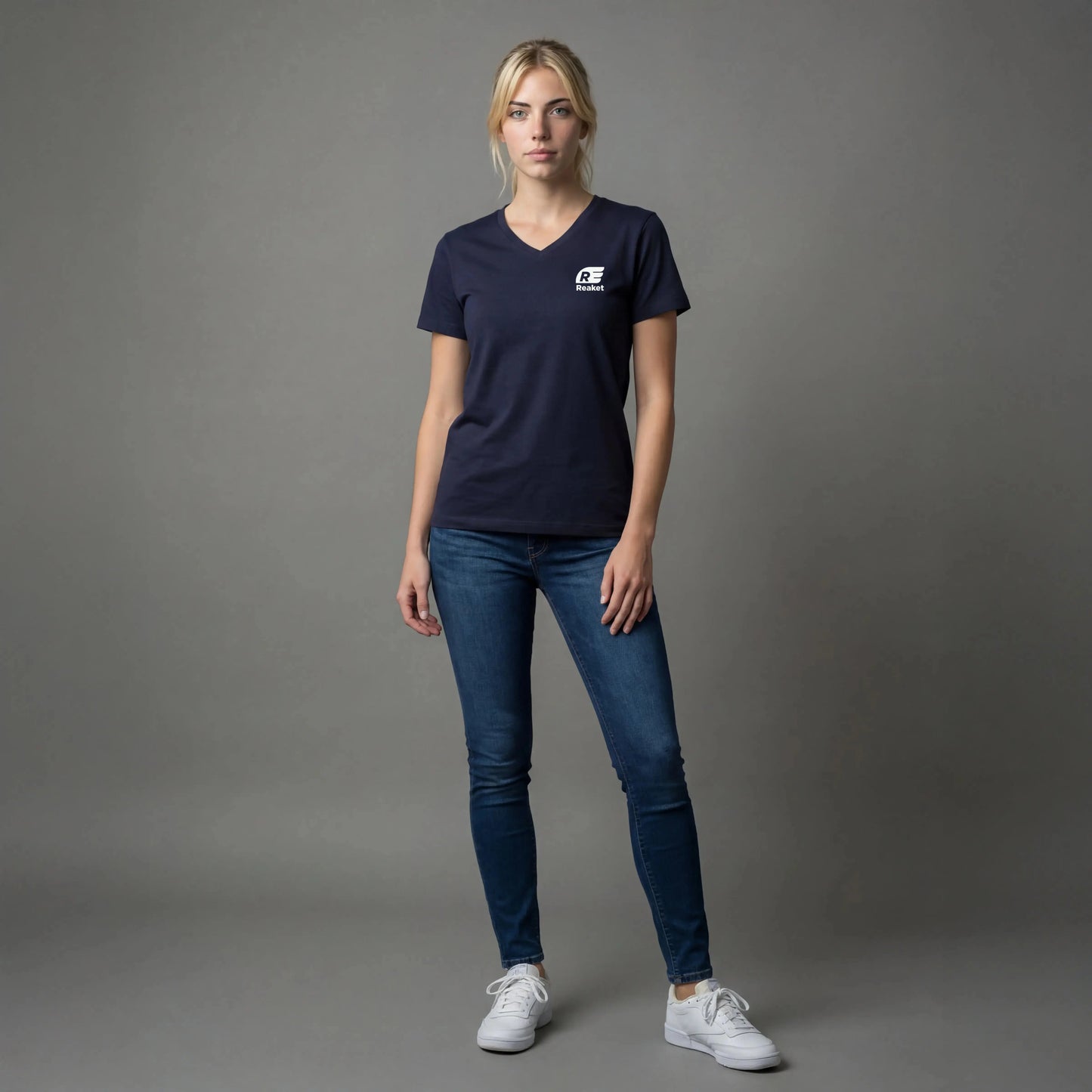 T-shirt V Korhogo Reaket, une marque de vêtements de sport